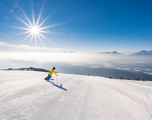 Skifahrer-auf-der-Piste-Gerlitzen-Alpe-1_Region-Villach-Tourismus-GmbH_Michael-Stabentheiner